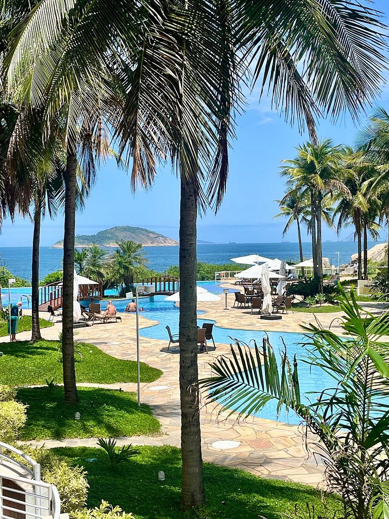 Cobertura PÉ NA AREIA com Deslumbrante Vista Panorâmica